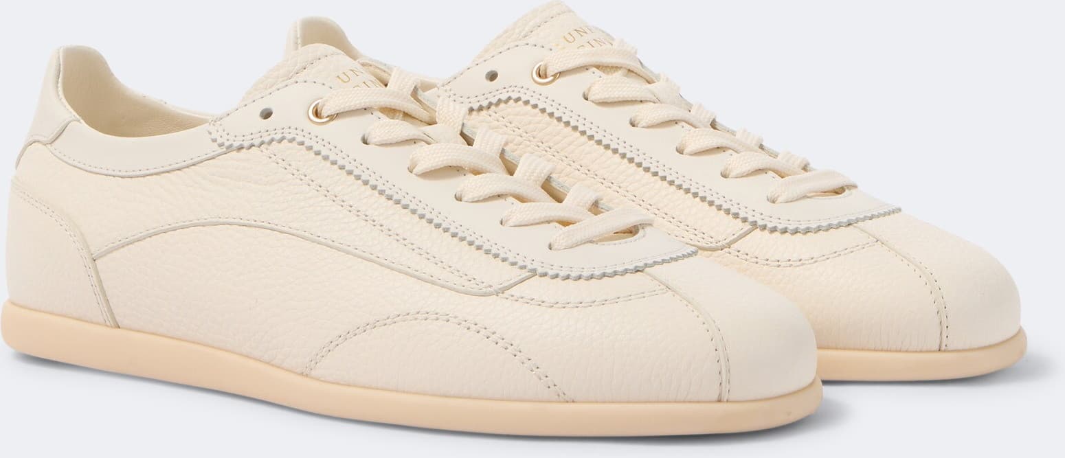 Brunello Cucinelli Flacher Trainer aus Leder — Creme