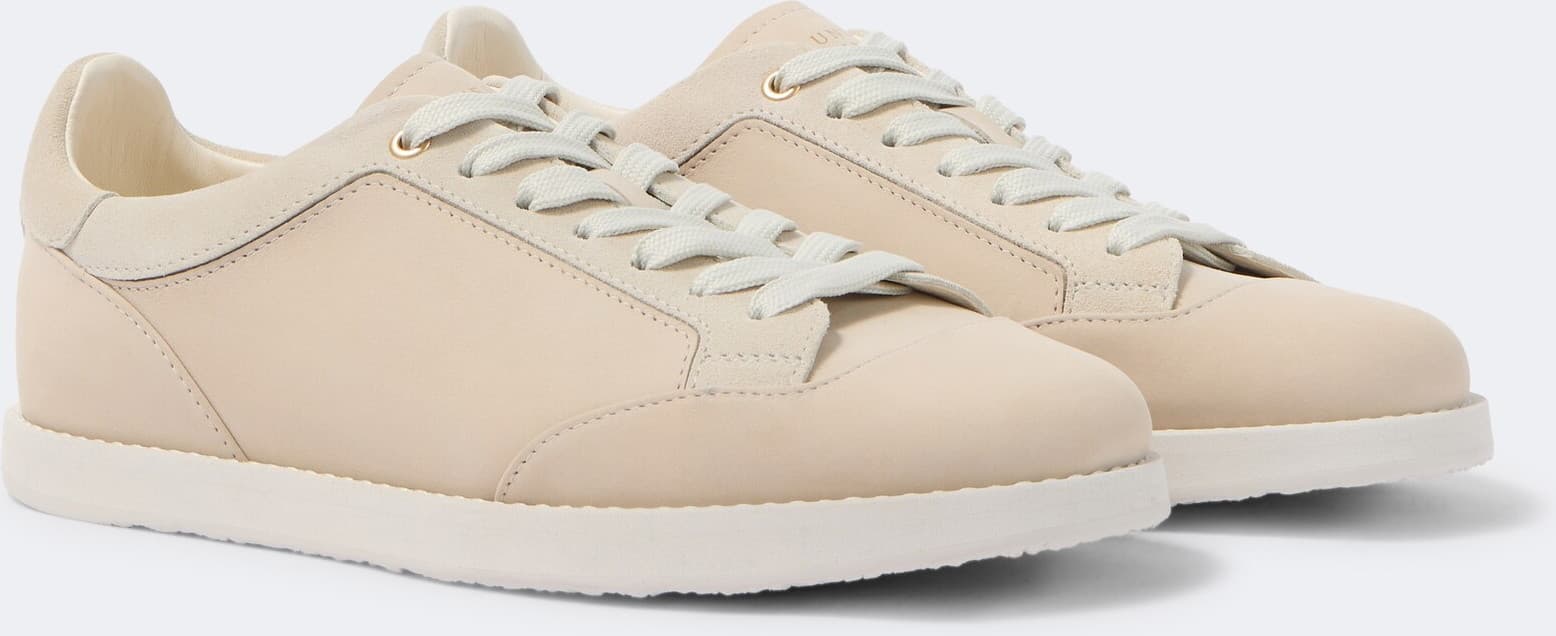 Brunello Cucinelli Low-Top aus Leder mit Veloursleder — Creme