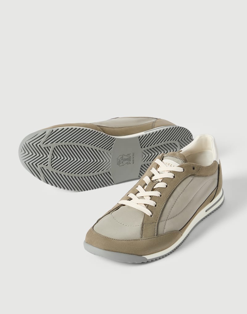 Brunello Cucinelli Sneakers aus Nylon und Nubukleder — Military