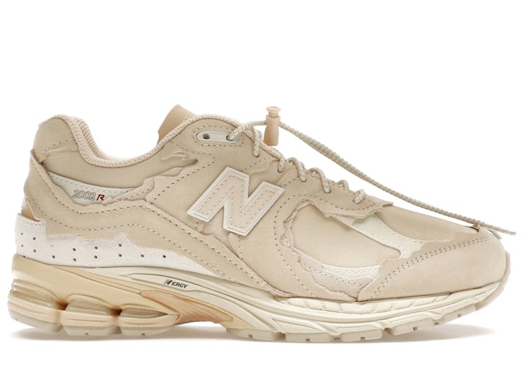 New Balance 2002R — Protection Pack Sandstone