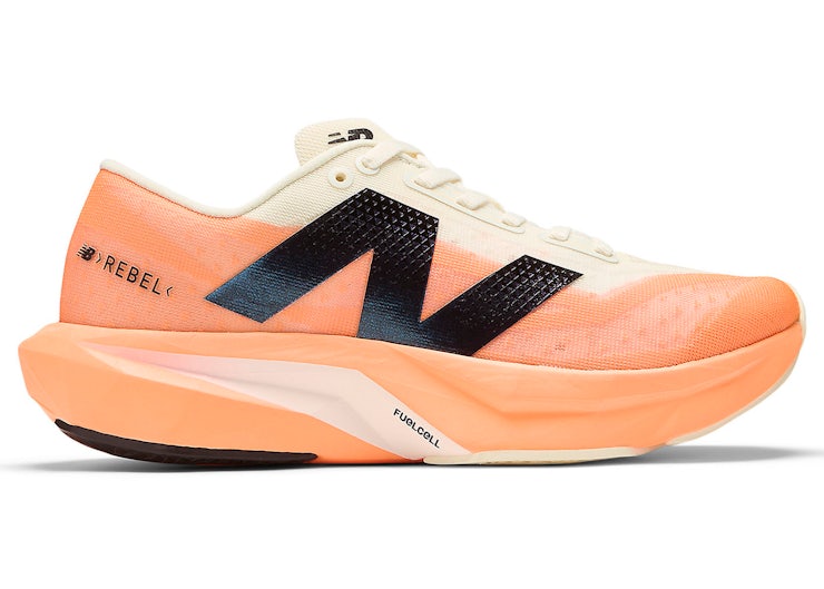 New Balance FuelCell Rebel v4 — Hot Mango Angora (Damen)
