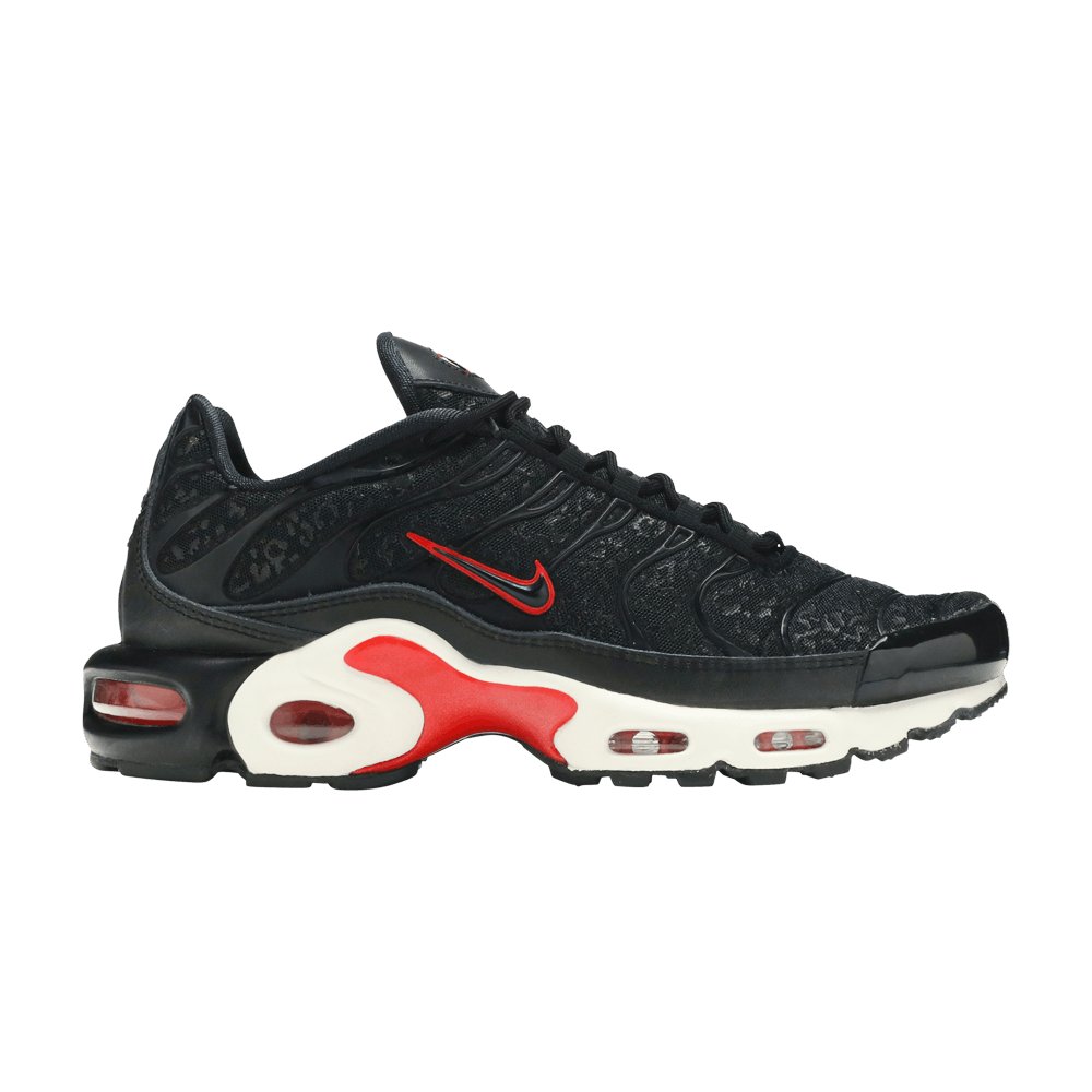 Nike Air Max Plus — Tuned Air Black Red