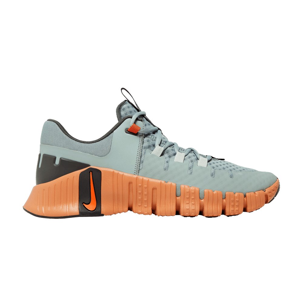 Nike Free Metcon 5 — Mica Green Campfire Orange