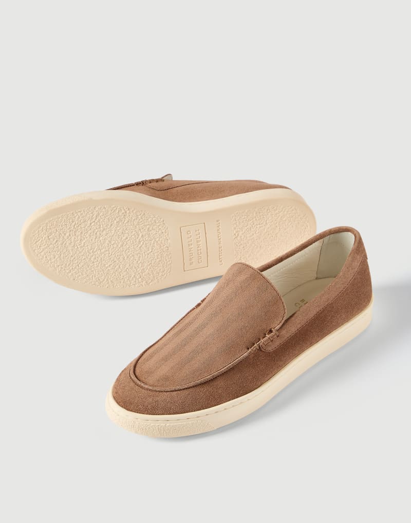 Brunello Cucinelli Loafer aus Veloursleder — Hazelnut