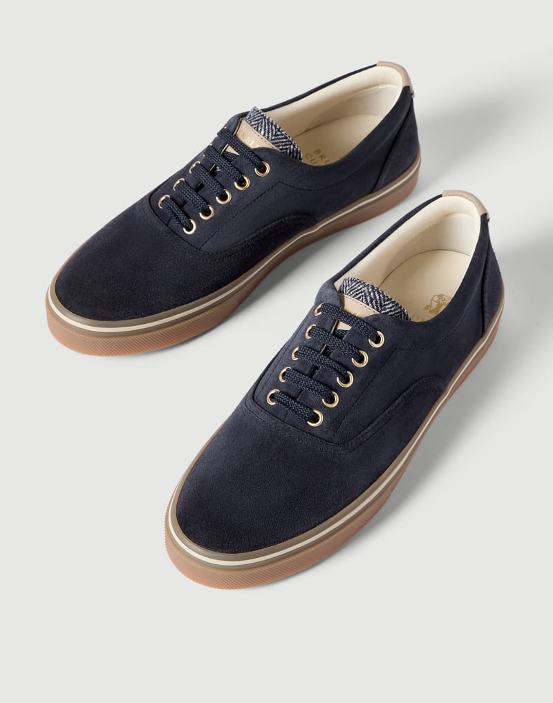 Brunello Cucinelli Sneakers aus Veloursleder — Navy Blue Deck