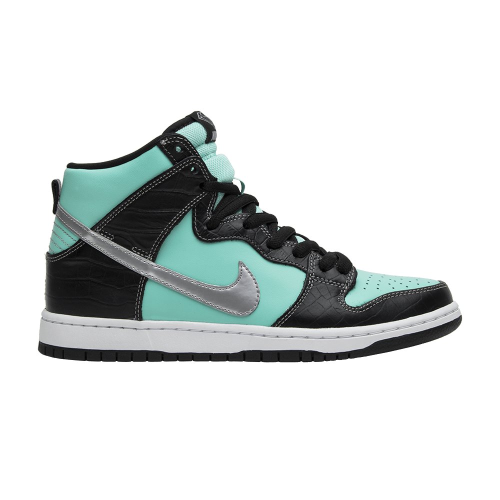 Nike SB Dunk High — Diamond Supply Co.