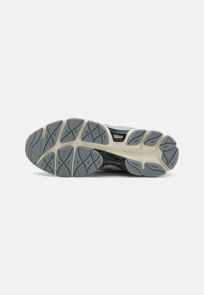 Asics — Produktbild