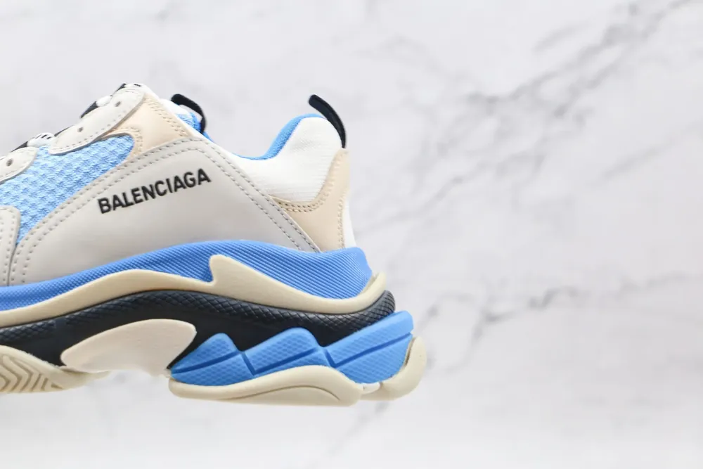 Balenciaga Balenciaga Triple S — White blue