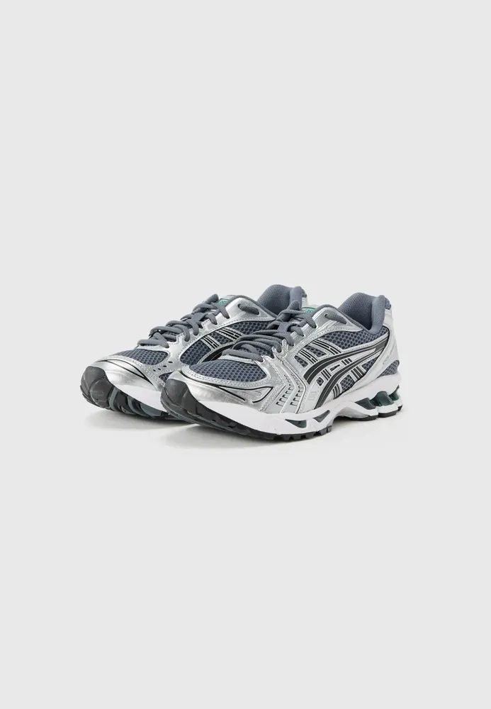 Asics — Produktbild