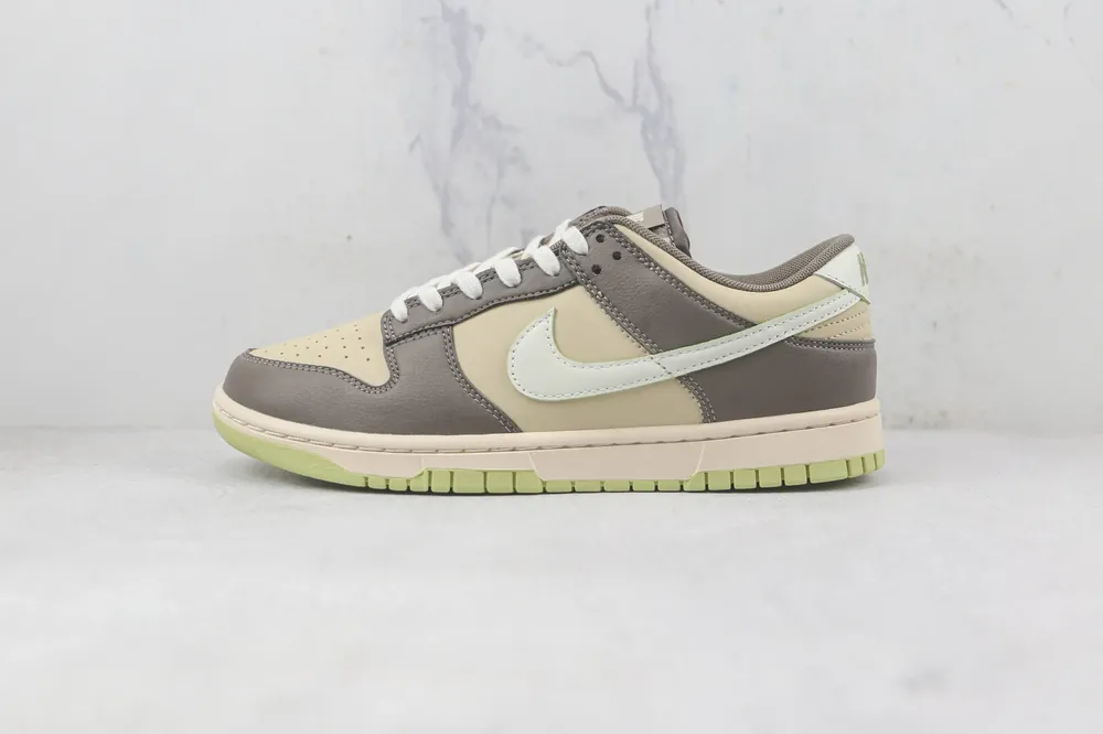 Nike Nike Dunk Low — Yellow Grey