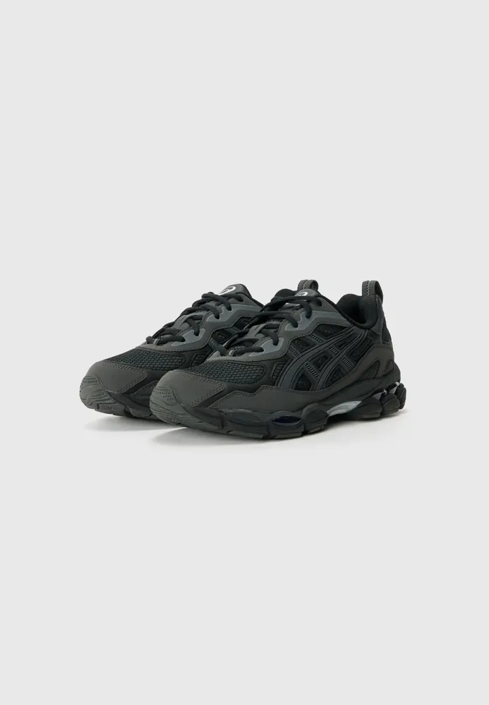 Asics — Produktbild