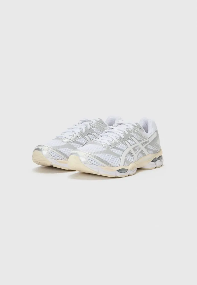 Asics — Produktbild