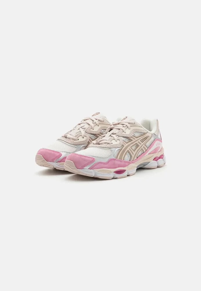 Asics — Produktbild