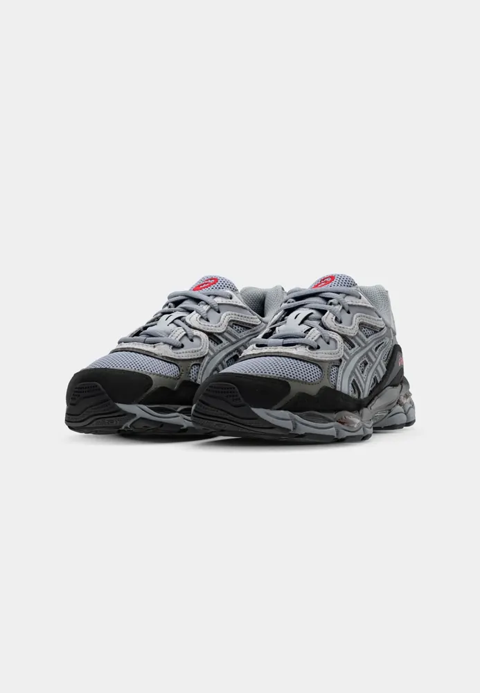 Asics — Produktbild