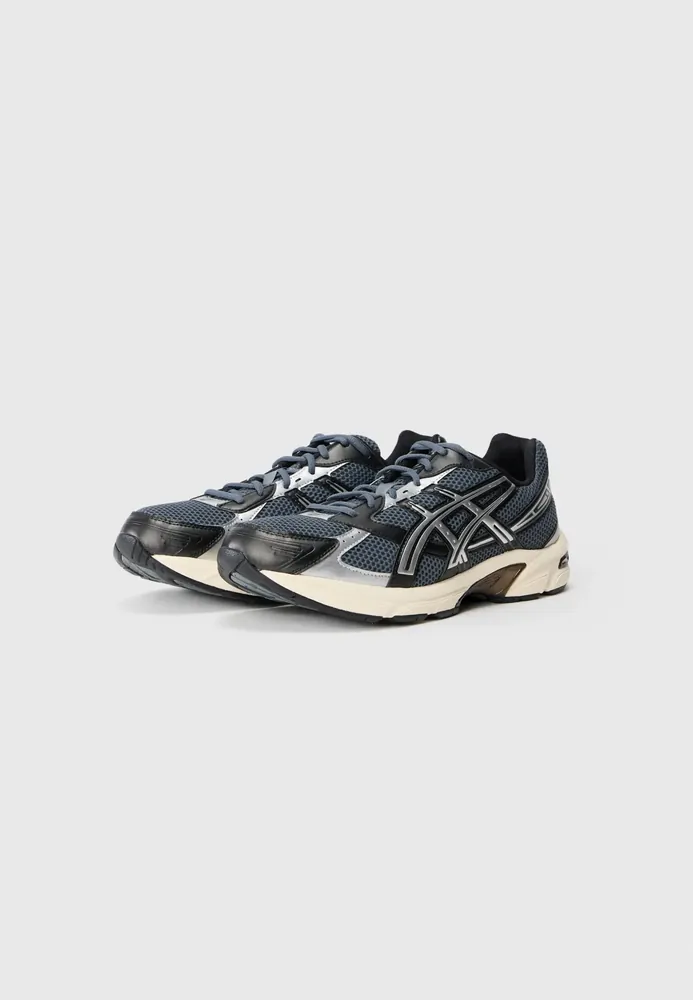 Asics — Produktbild