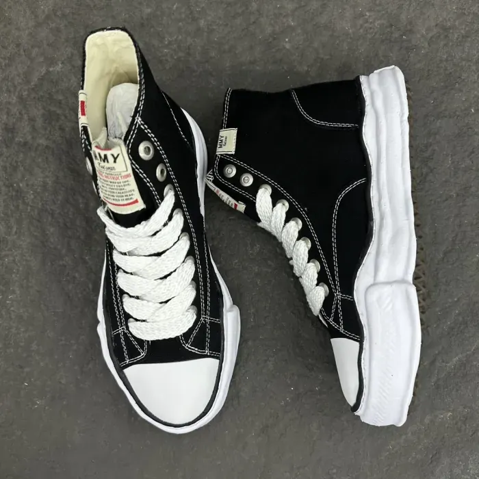 Mihara Yasuhiro Aison Mihara Yasuhiro MMY High Sneaker Core — Black