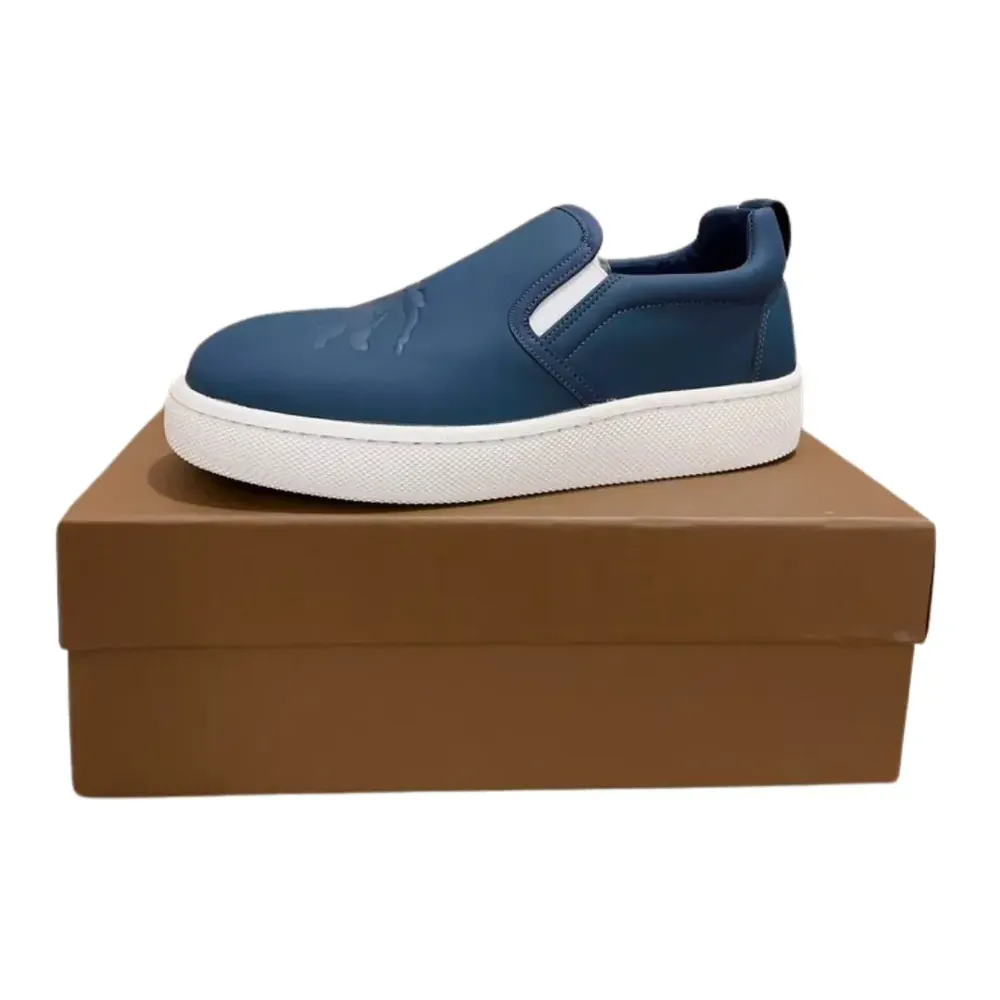 Burberry burberry leather slip on
