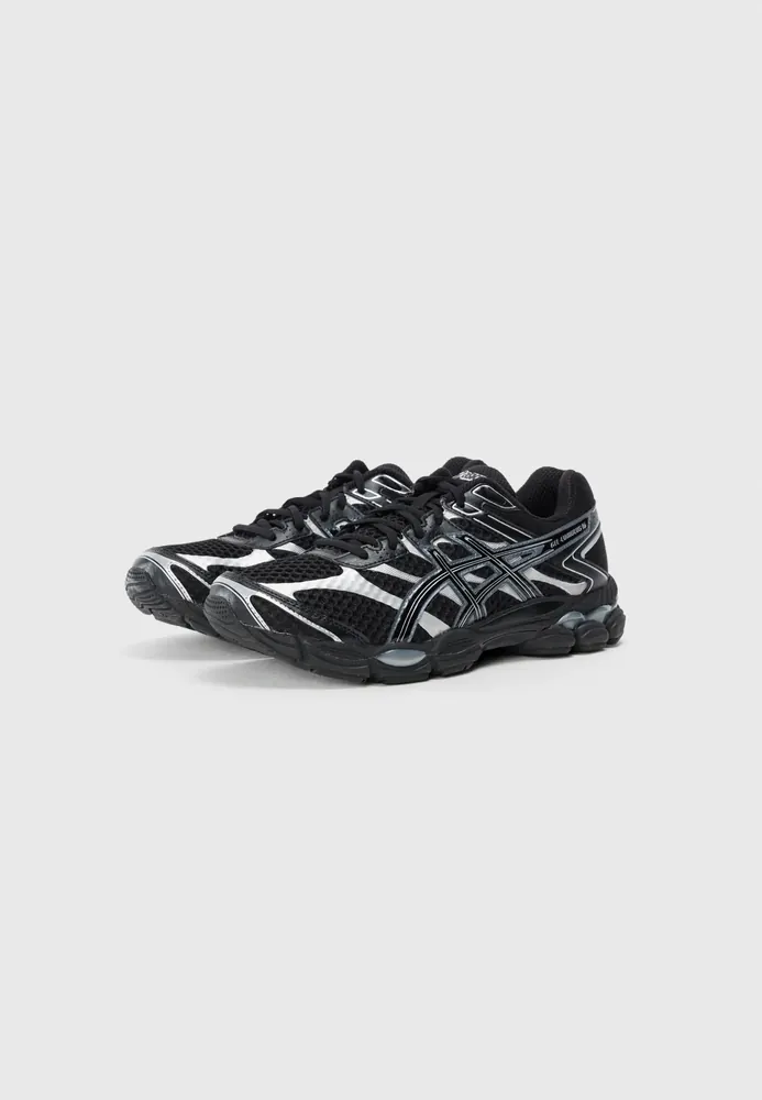 Asics — Produktbild