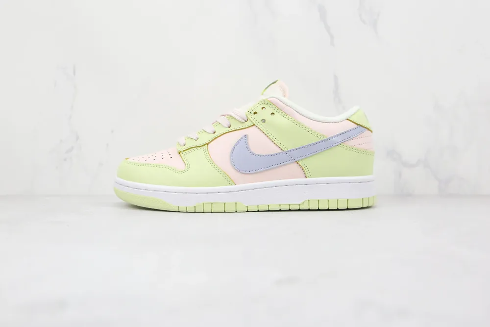 Nike NIKE Dunk Low — Green pink