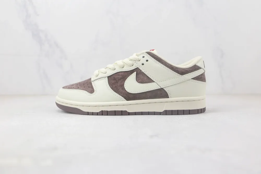 Nike Nike SB Dunk Low — Coffee Cream White Red