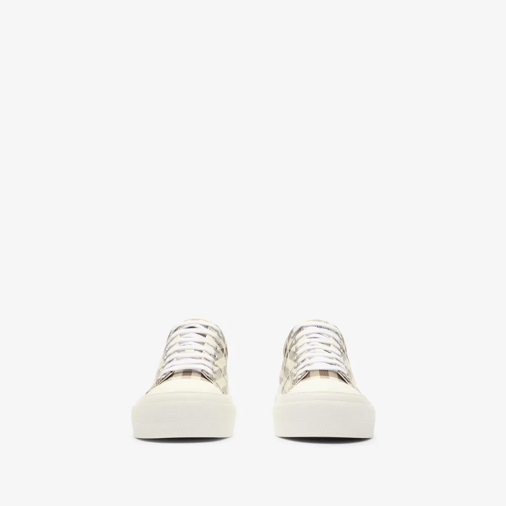 Burberry — Produktbild