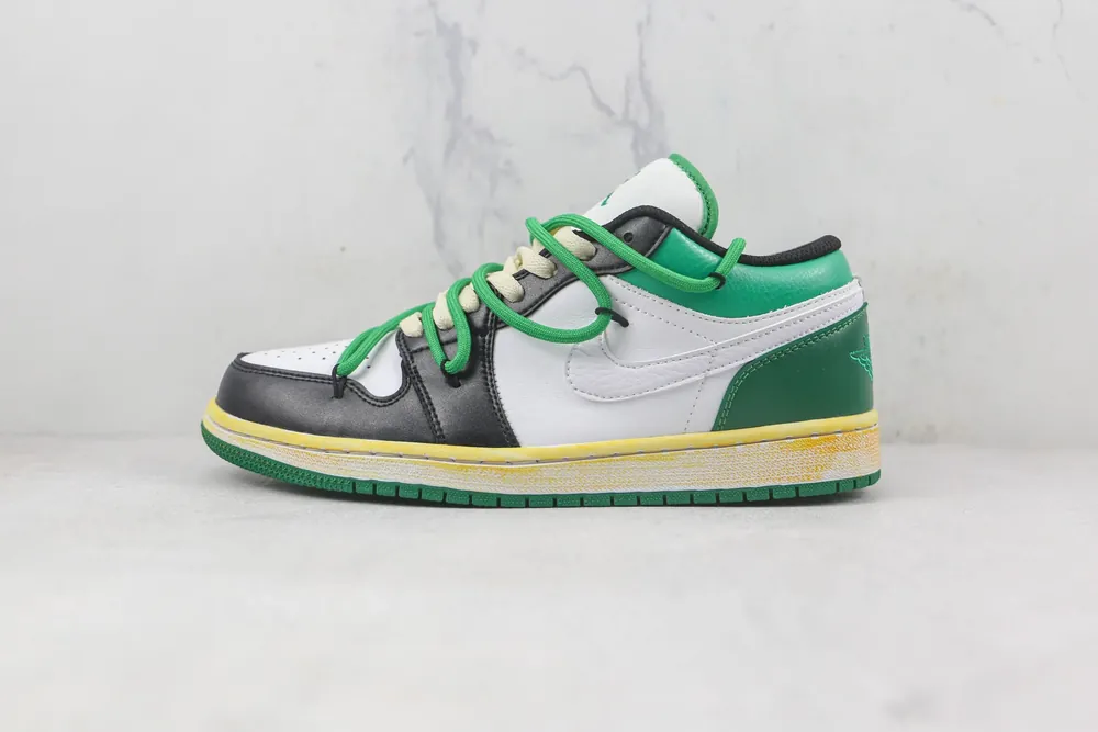 Jordan Nike Air Jordan 1 Low — White Lucky Green