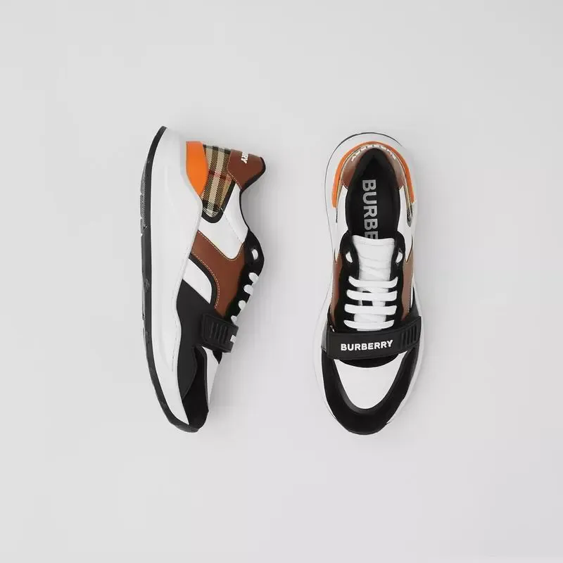 Burberry — Produktbild