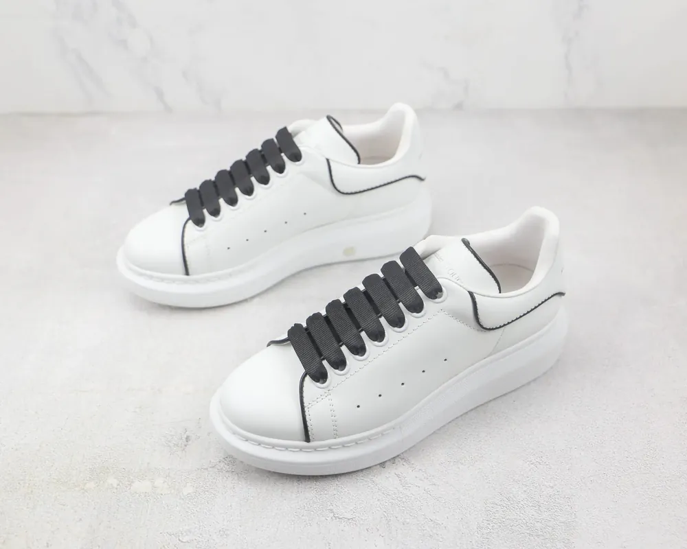 Alexander McQueen — Produktbild