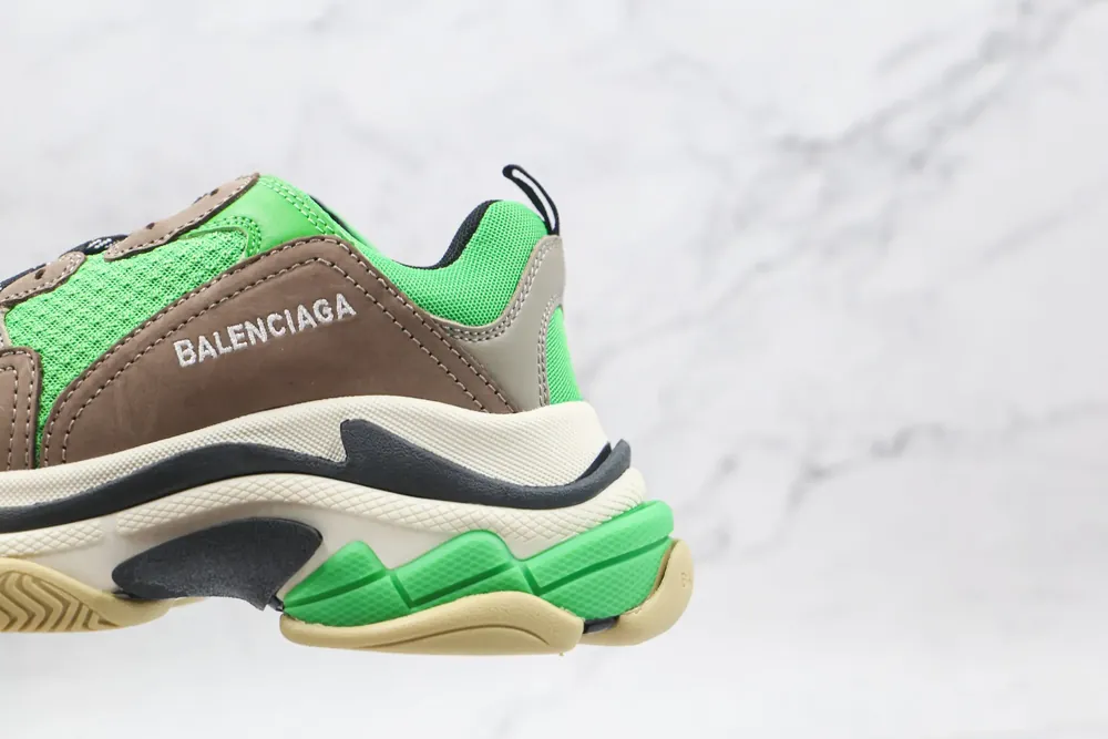 Balenciaga Balenciaga Triple S Grayish — green
