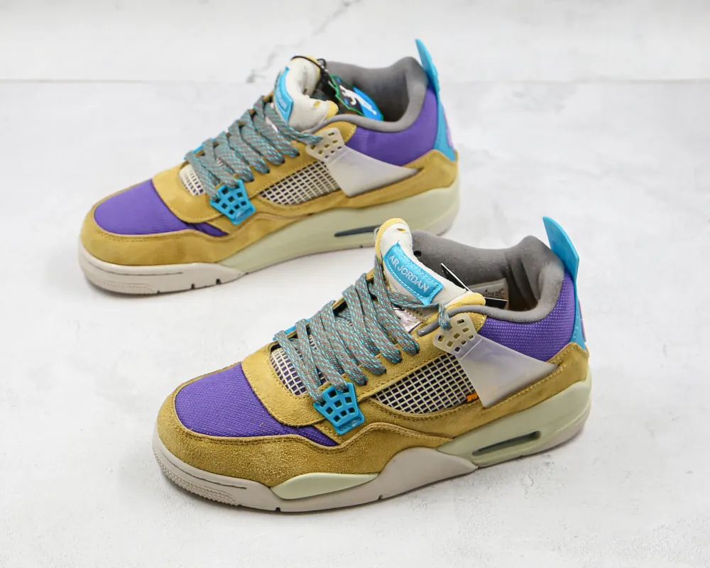Jordan NIKE Air Jordan 4 SE — Taupe Haze