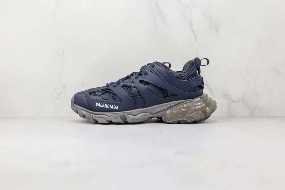 Balenciaga Balenciaga Triple S — navy blue