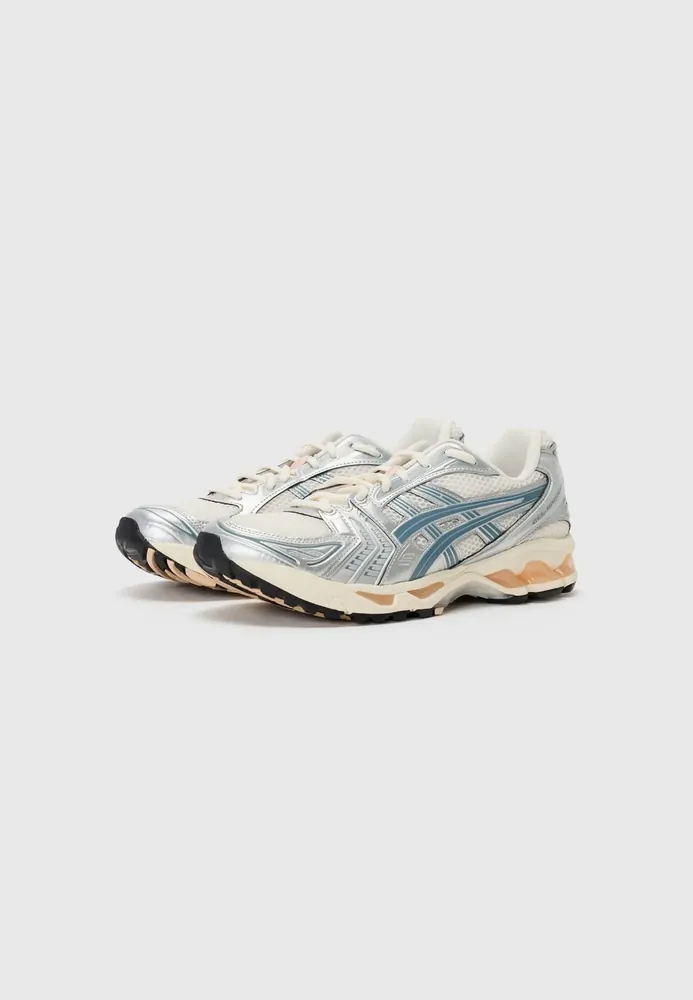 Asics — Produktbild