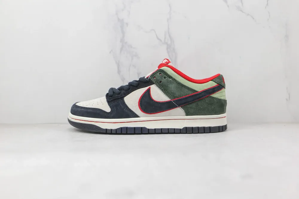 Nike Otomo Katsuhiro x NK SB Dunk Low Steamboy OST