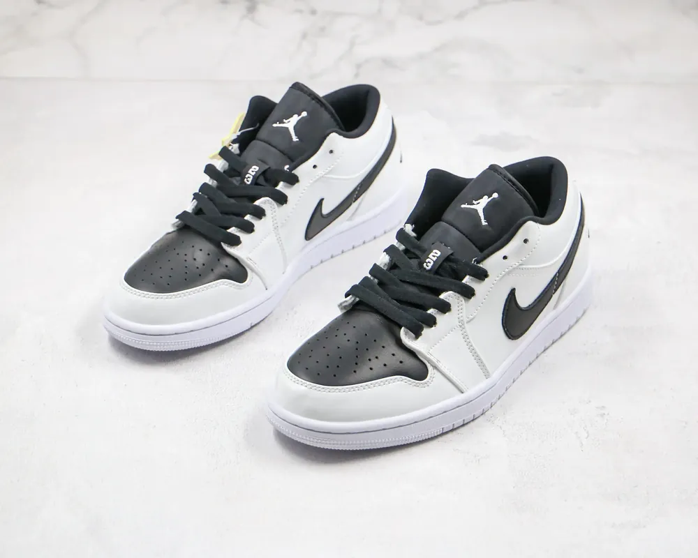 Jordan NIKE Air Jordan 1 — WHITE BLACK