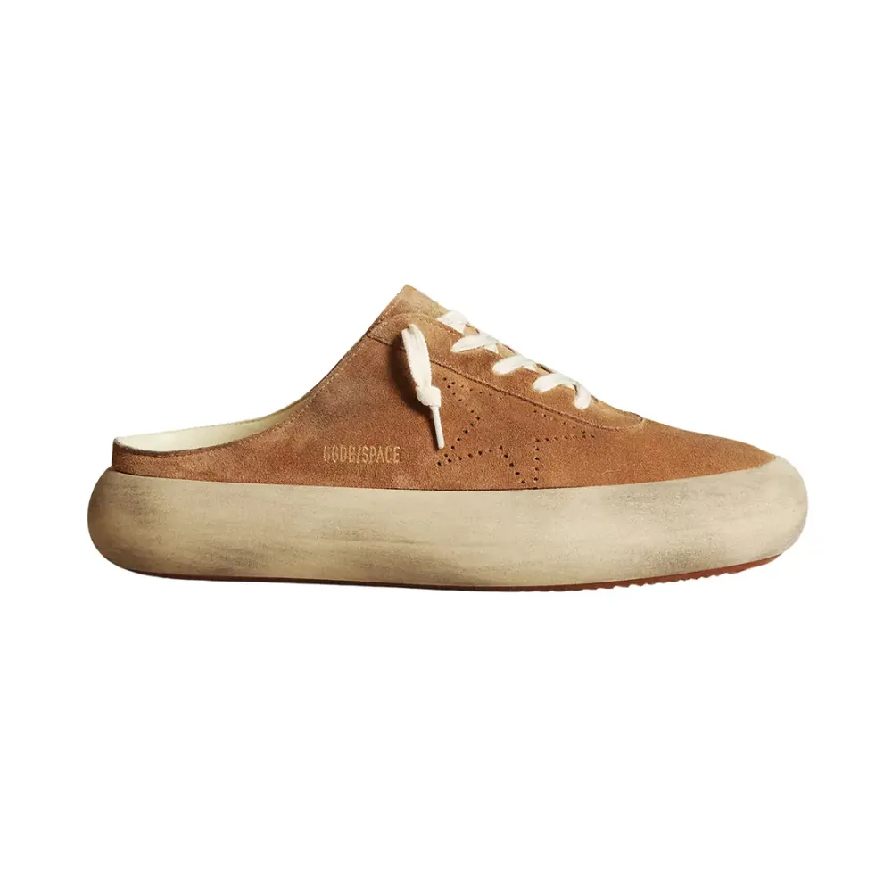 Golden Goose Golden Goose Space-Star Sabots Tobacco Suede Perforated Star — 