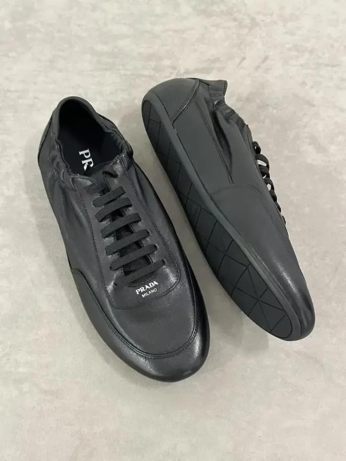 Prada — Produktbild