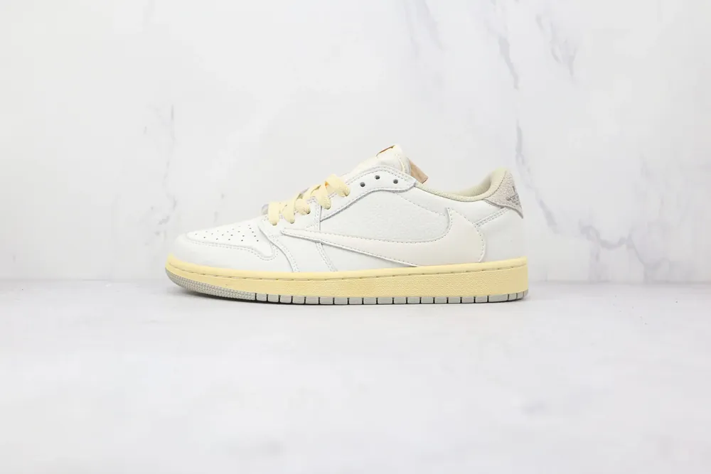 Jordan NIKE Air Jordan 1 Low Barb — Beige