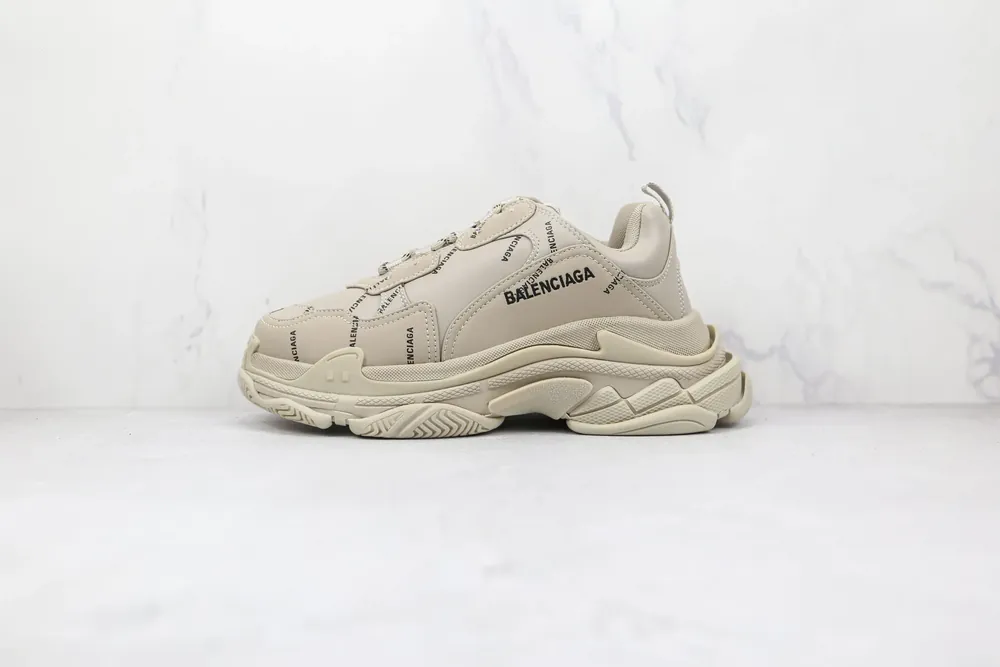 Balenciaga Balenciaga Triple S — BEIGE BLACK LOGO