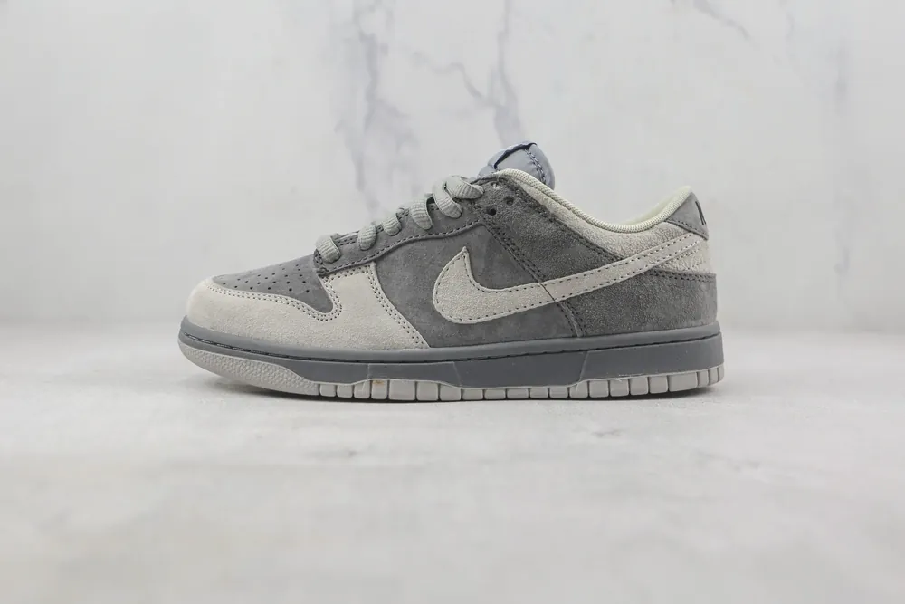 Nike Otomo Katsuhiro x NK SB Dunk Low Steamboy OST — Grey