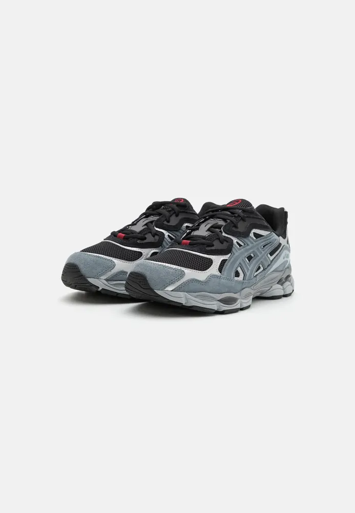 Asics — Produktbild
