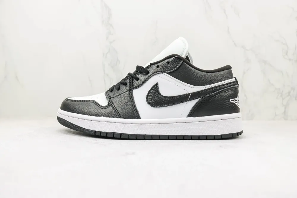 Jordan Nike Air Jordan 1 Low — Panda